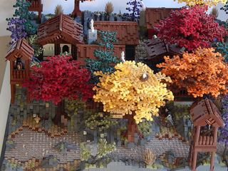 Illustration for article titled There's a Castle Hidden in the LEGO Autumn Foliage